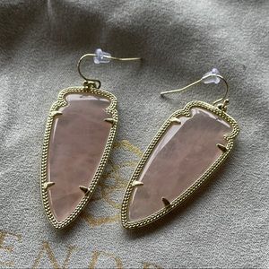 ❌SOLD❌Kendra Scott Skylar Rose quartz earrings